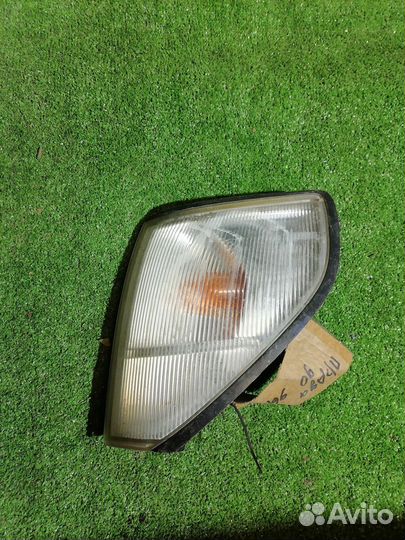 Указатель поворота левый Toyota Land Cruiser Prado