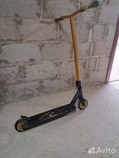 Трюковой самокат