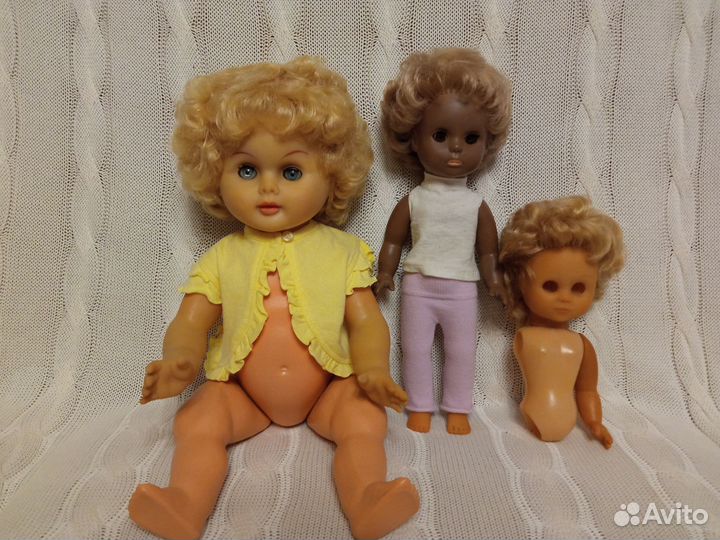 Коллекция кукол и игрушек 10 фото