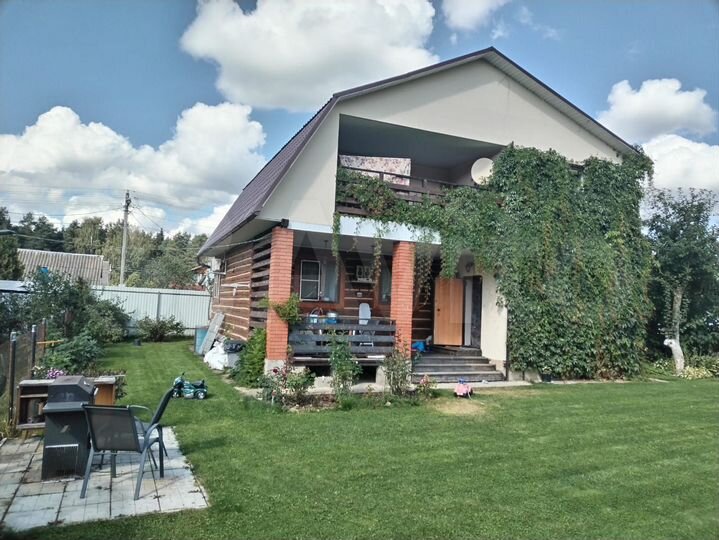 Дом 168,8 м² на участке 6,2 сот.