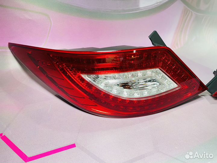 Задние фонари Hyundai Solaris 1 красные LED