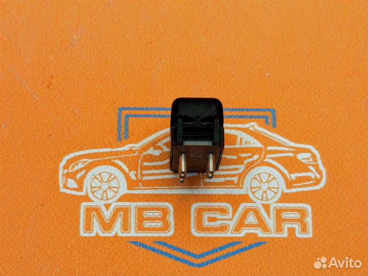 Кнопка w129 SL-class 104.991