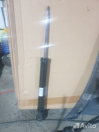 Задний амортизатор LADA Vesta