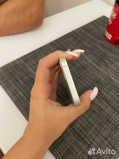 iPhone 12 mini, 64 ГБ