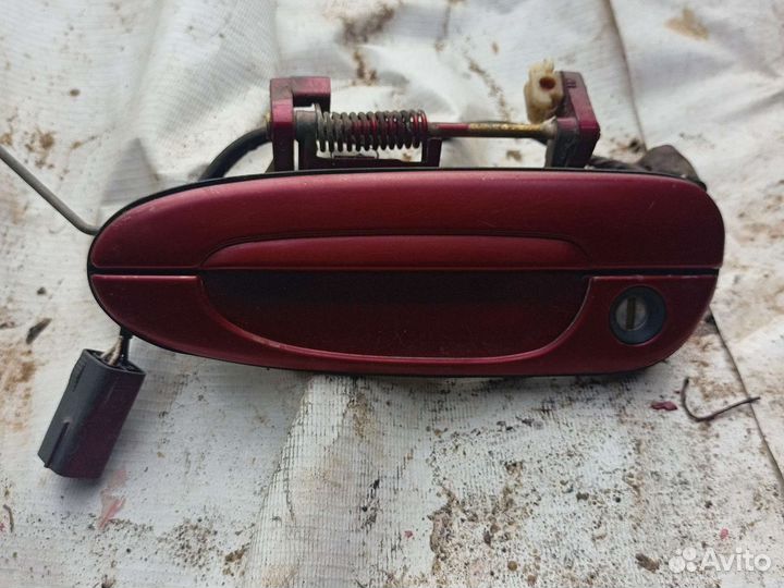 Дверная ручка mazda 626 ge левая