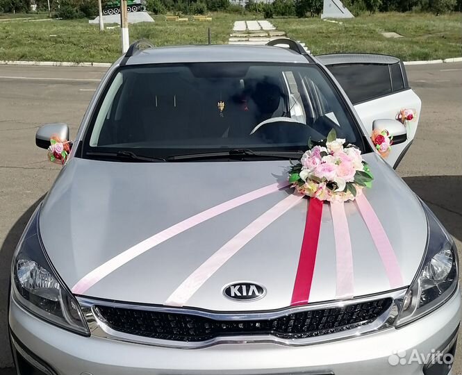 Свадебные украшения на машину аренда