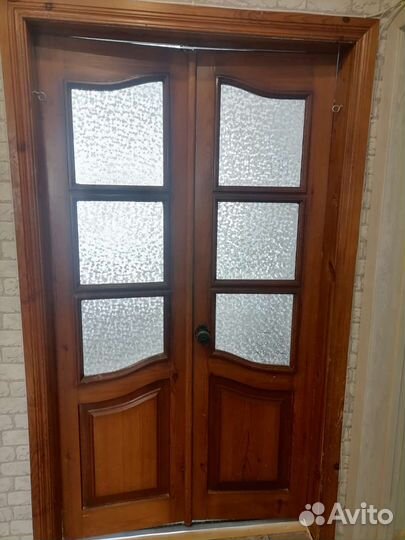 Двери двухстворчатые