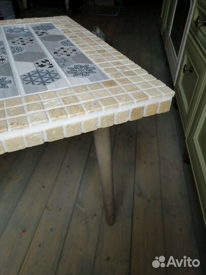 Кофейный столик