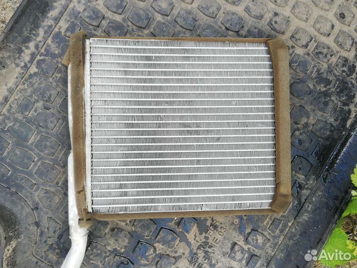 Радиатор отопителя Мазда 3 вк