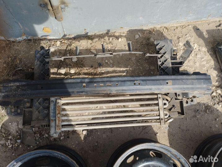 Усилитель переднего бампера Форд фьюжн