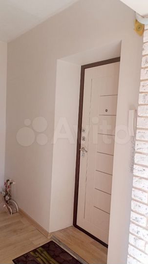 2-к. квартира, 76 м², 2/5 эт.