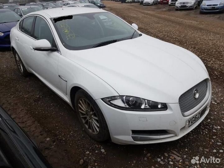 Кожух рулевой колонки верхний Jaguar XF, X250 (20