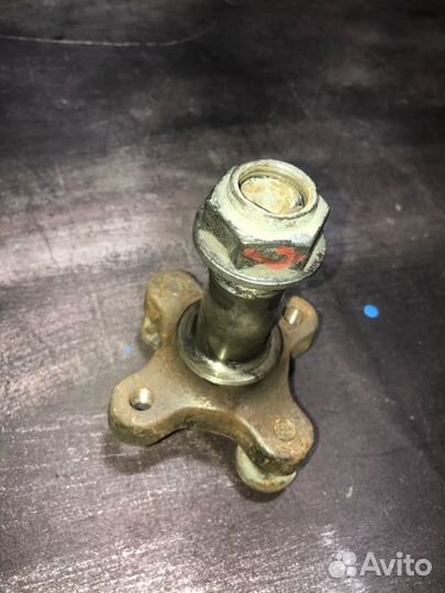 Цапфа задняя Nissan Almera G15 K4M 2014