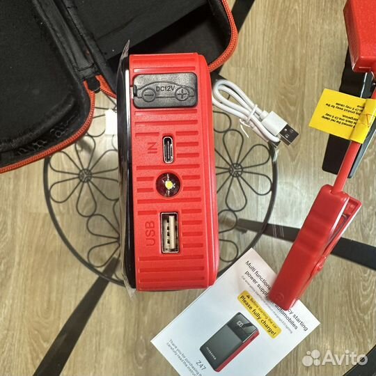 Бустер автомобильный пусковой 20000 мA*ч