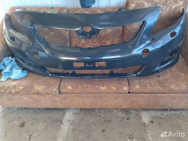 Передний бампер на toyota corolla