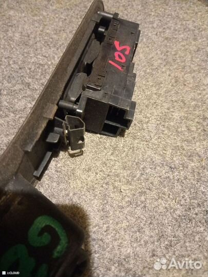 Блок упр. стеклоподьемниками на nissan fairlady GZ