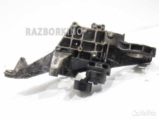 Кронштейн двигателя 60663739