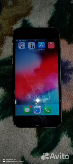 Телефон iPhone 6