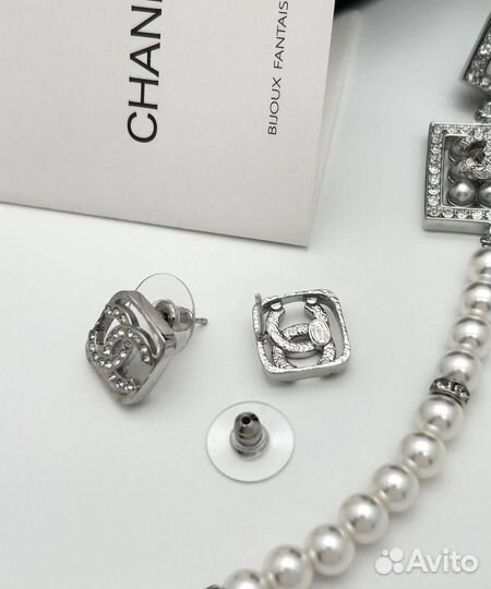 Серьги Chanel