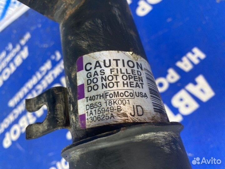 Передняя левая стойка амортизатора Ford Explorer