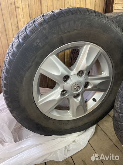 Комлект колес Toyota Land cruiser 200 R18
