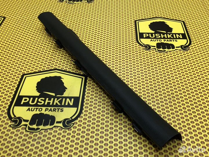 Накладка порога внутренняя передняя правая Hyundai