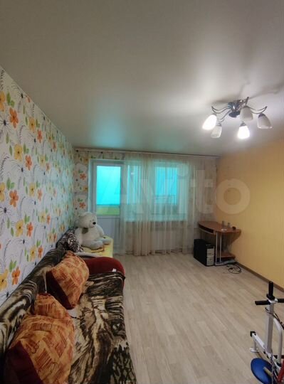 2-к. квартира, 54 м², 3/10 эт.