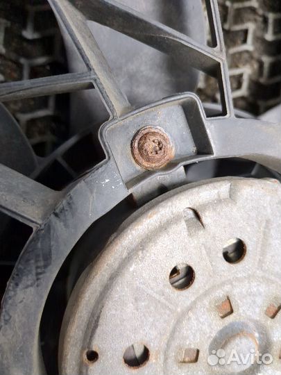 Вентилятор радиатора Volvo XC70, 2003