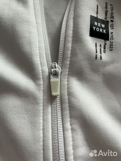 Кофта на молнии zara