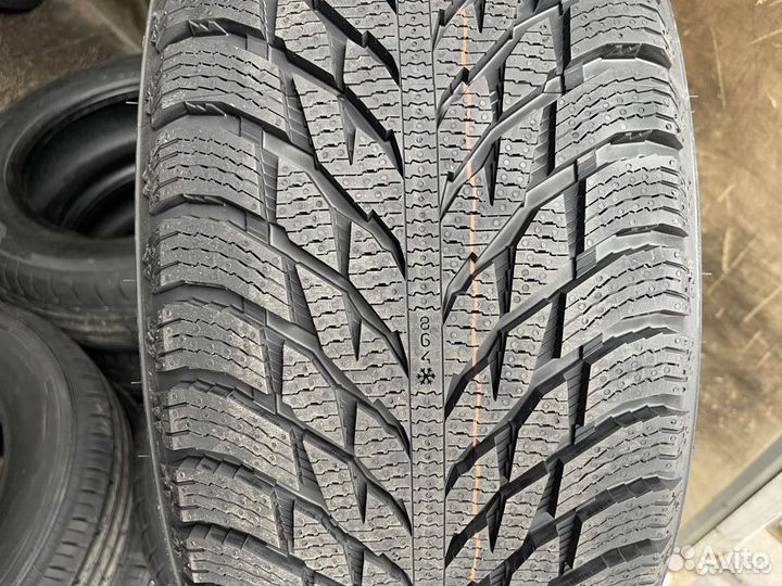 Ikon Tyres Autograph Snow 3 235/45 R18 98T