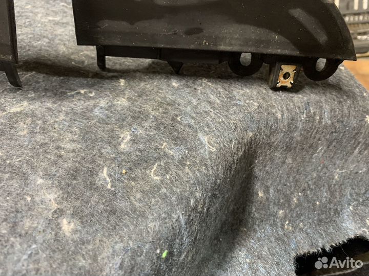 Брызговик задний левый правый Volkswagen Jetta 5 1