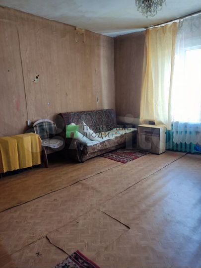 Комната 21 м² в 3-к., 1/2 эт.