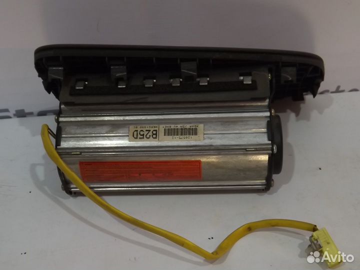 Подушка безопасности пассажирская Mazda 323 BJ