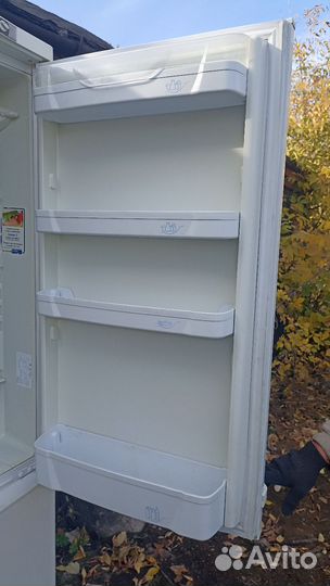 Холодильник indesit бу