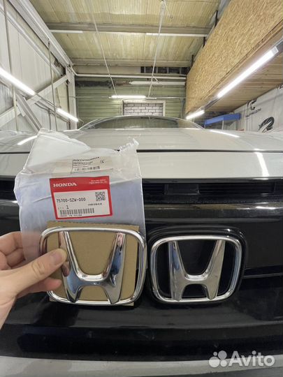 Эмблема для honda ism