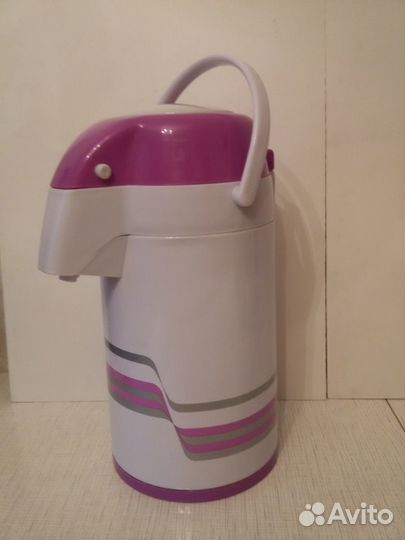 Термос помповый King на 2.5 л. новый