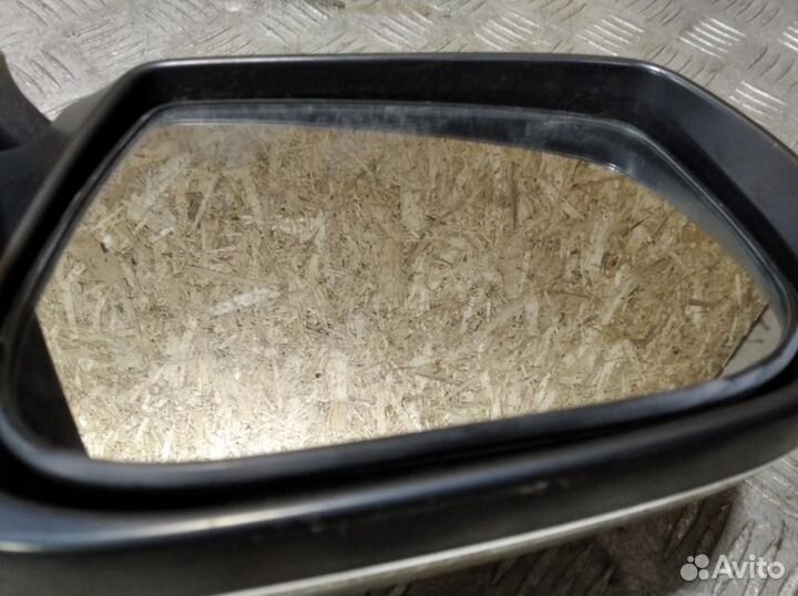 Зеркало левое Subaru Outback B13