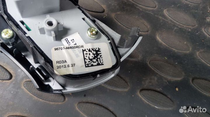 Кнопки на руль hyundai i30 оригинал