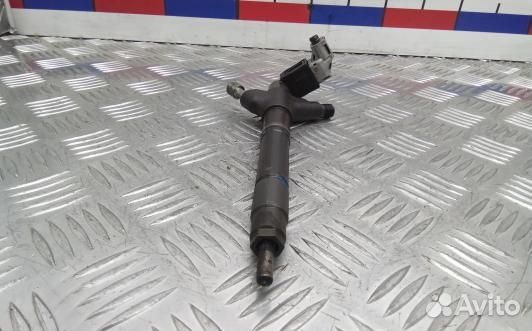 Форсунка дизельная toyota verso AR2 (AVN20AL04)