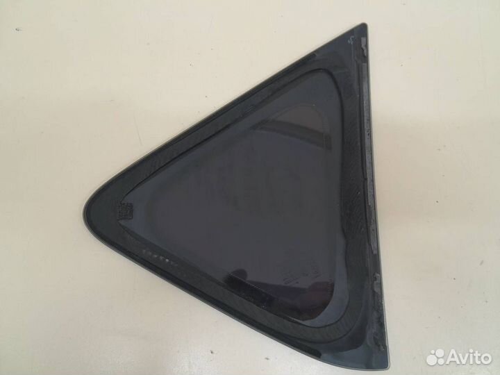 Стекло кузовное глухое левое Mazda Mazda 3 BL 2009