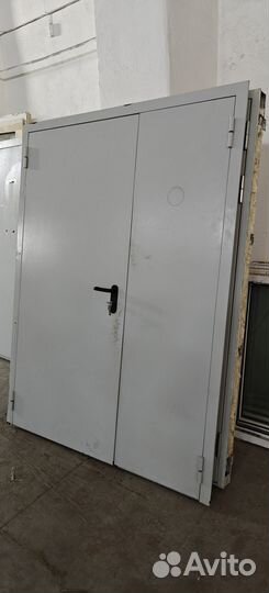 Продам окна,двери