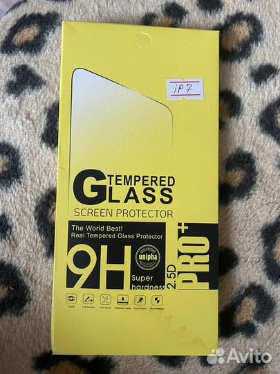 Защитное стекло iPhone 7