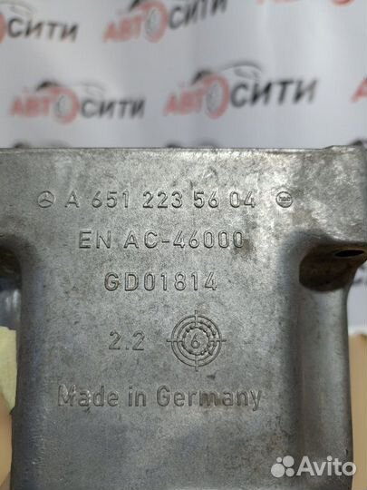 Кронштейн двигателя Mercedes-Benz Glk-Class 204