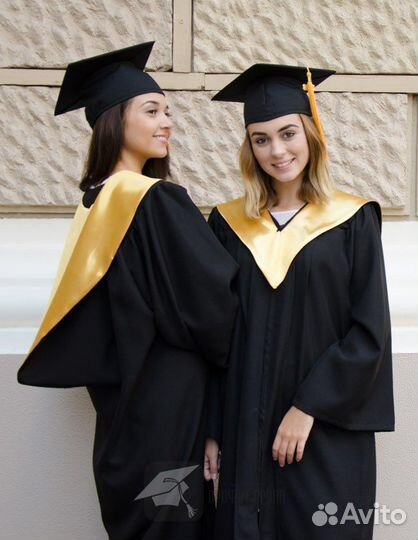 Мантия выпускника магистра бакалавра