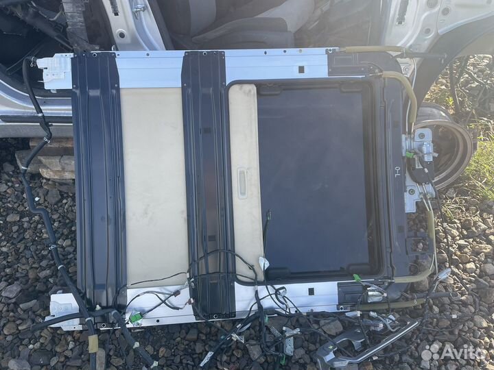 Люк honda elysion