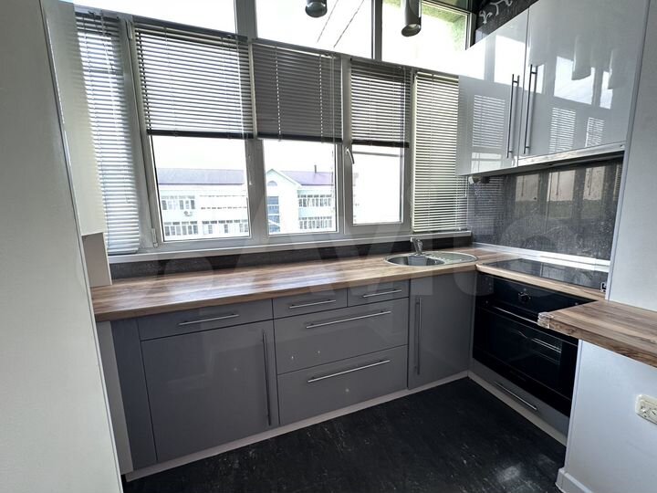 1-к. квартира, 33 м², 3/3 эт.