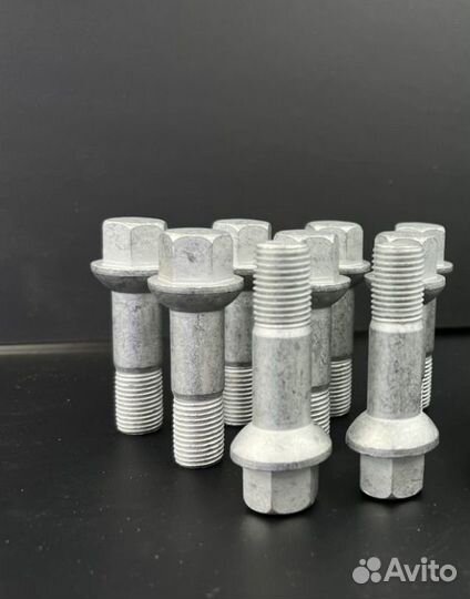 Болты гайки