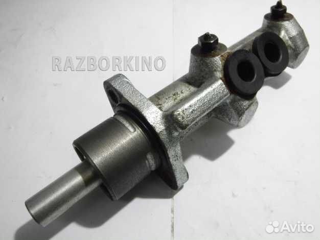 Цилиндр тормозной главный