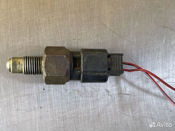 Датчик кпп Mitsubishi Galant 1993 1997