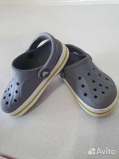 Сандали crocs c8